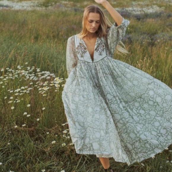 Daughters Of India Diya Midi Dress Pistachio Green XS - Picture 4 of 16